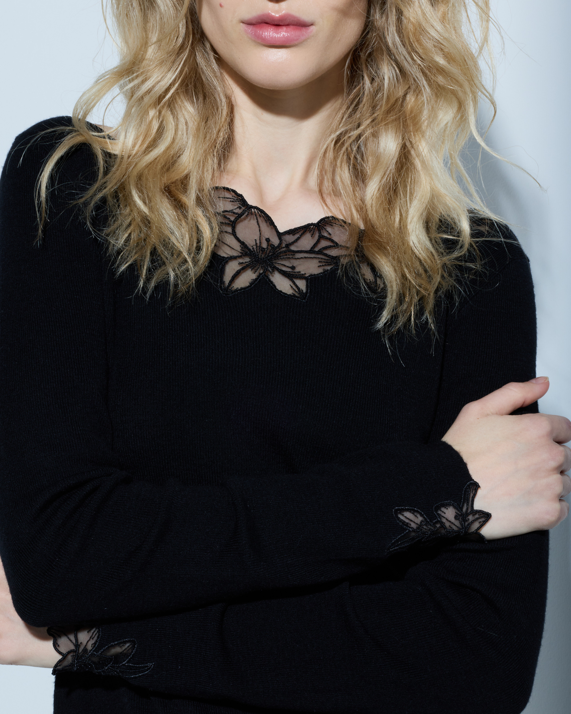 The Ari Knit - Black